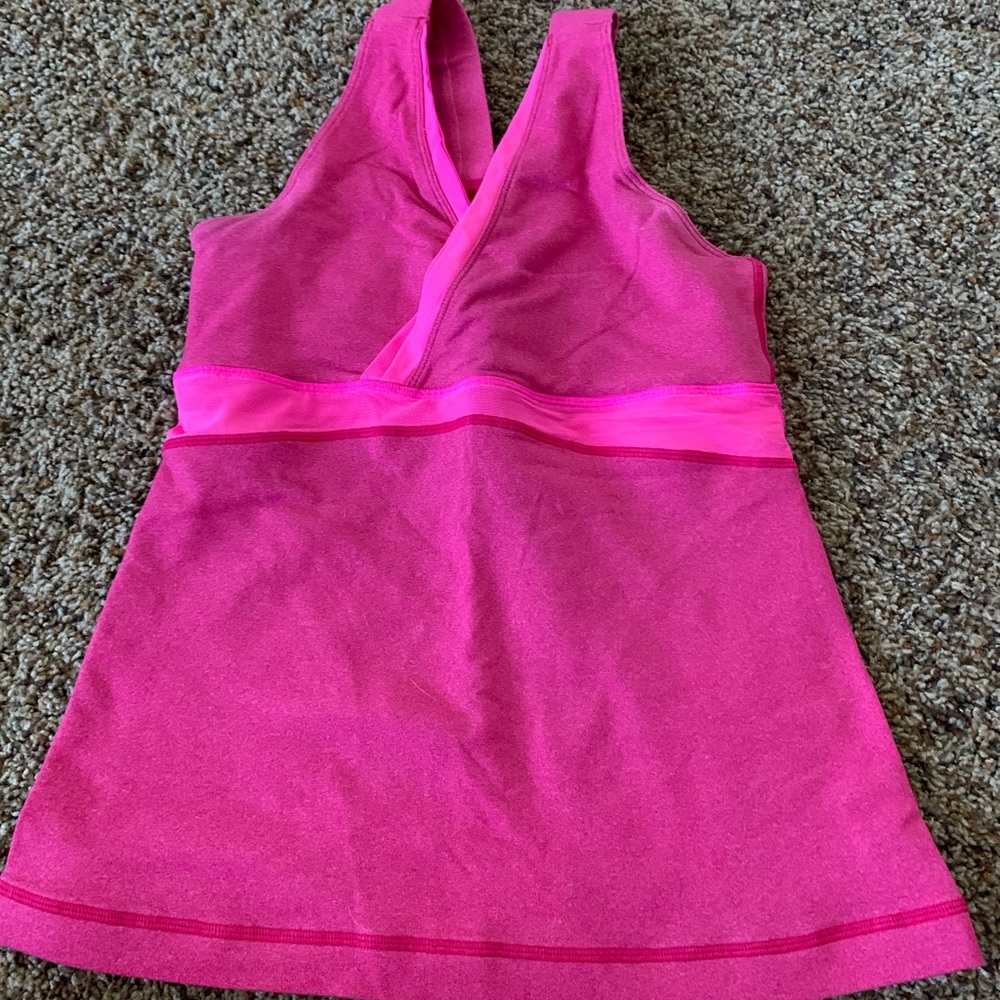 Lululemon tank top